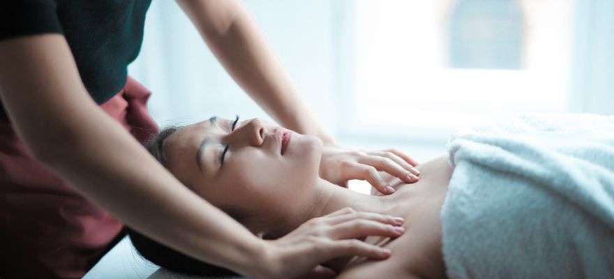 Thai Massage in Mumbai